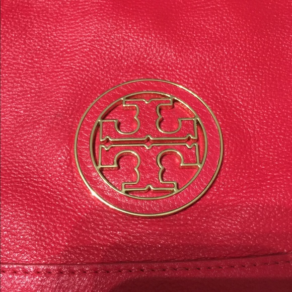 {Tory Burch} Amanda Logo Clutch - Picture 3 of 13